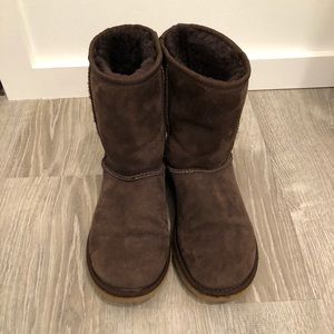 Classic Brown Short Ugg Boots